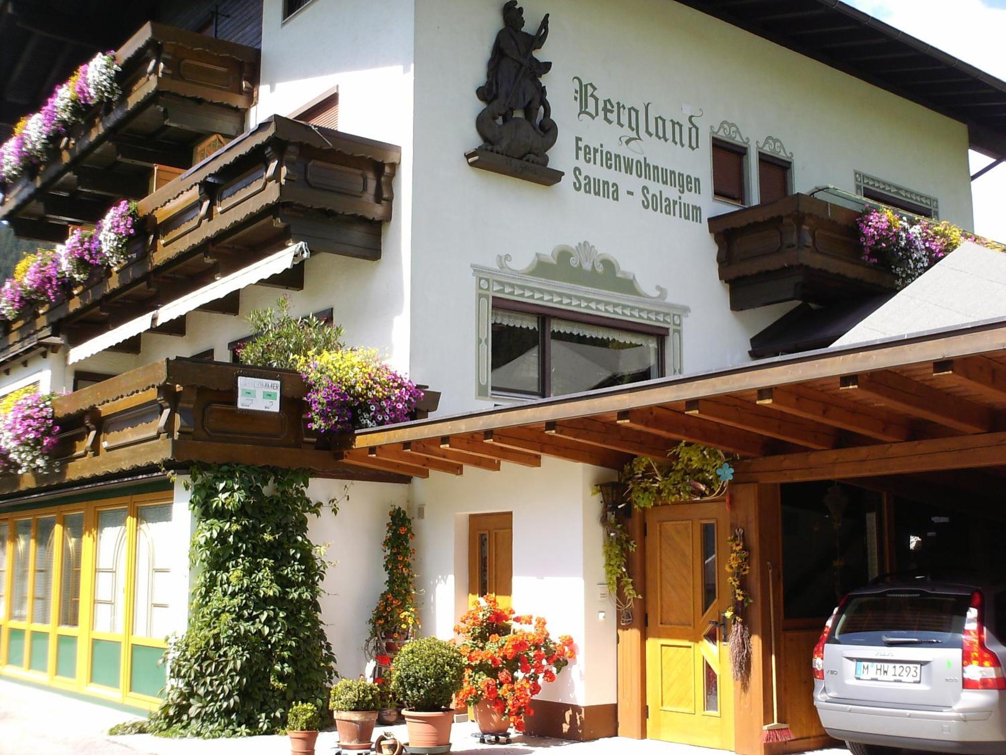 Gaestehaus Bergland Berwang Buitenkant foto