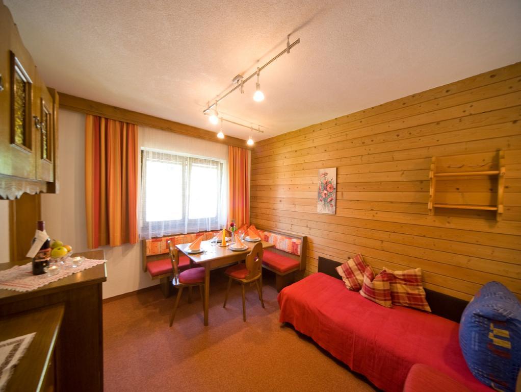 Gaestehaus Bergland Berwang Buitenkant foto